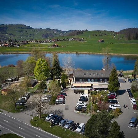 Erlebnisland Grizzlybaer Otel Langenbuhl Dış mekan fotoğraf